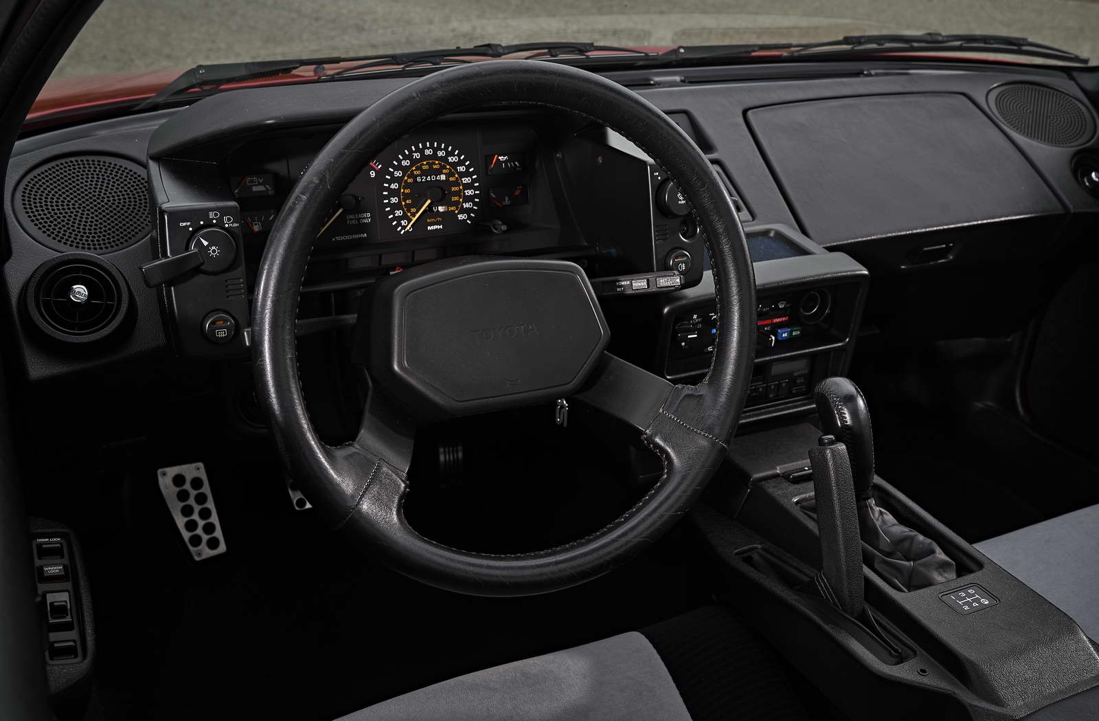 Toyota MR2 vs Fiat X 15